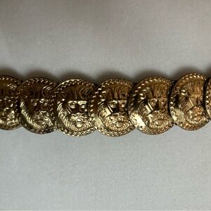 Vintage Gold Lion Head Statement Belt OS Medallion Ornate Bold 80s/90s Glam